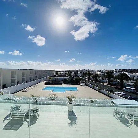 Senator 225 Lanzarote Apartman *